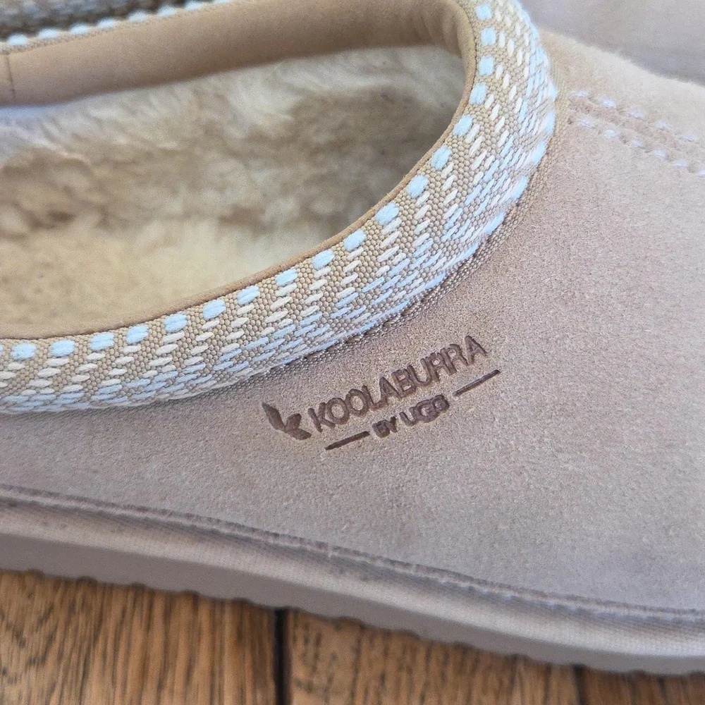 Koolaburra by UGG tan slippers - Picture 4 of 5